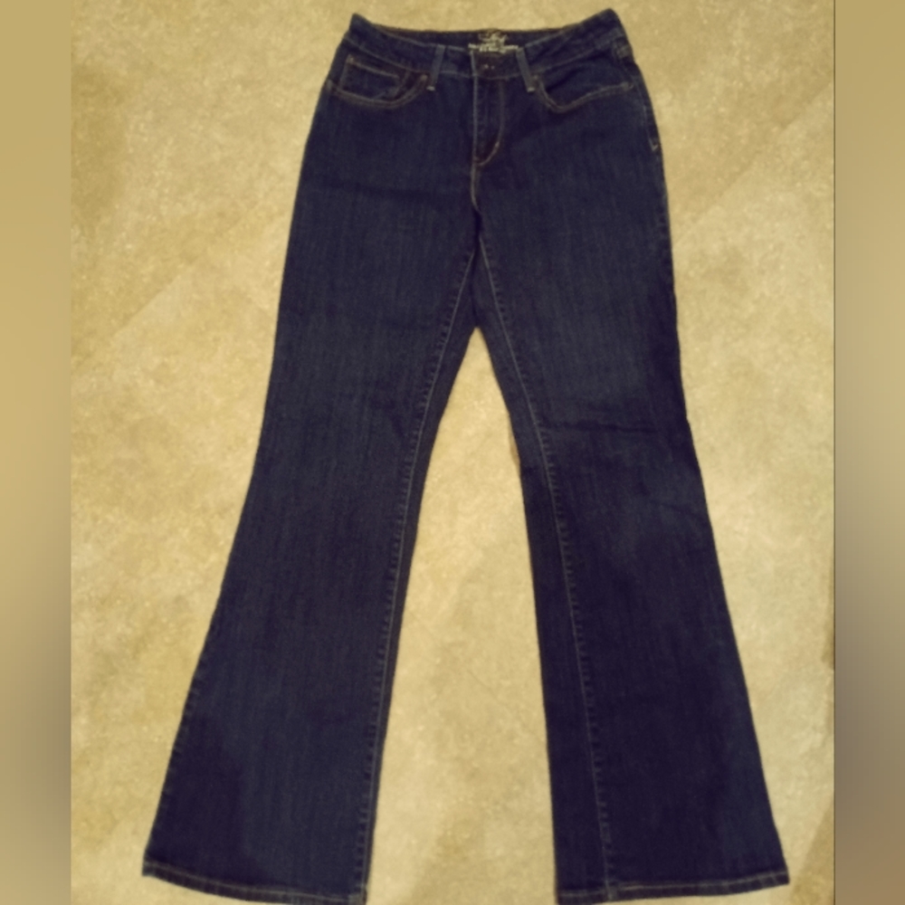 Levi’s San Francisco Bold Curve Jeans classic bootcut size 10 dark wash